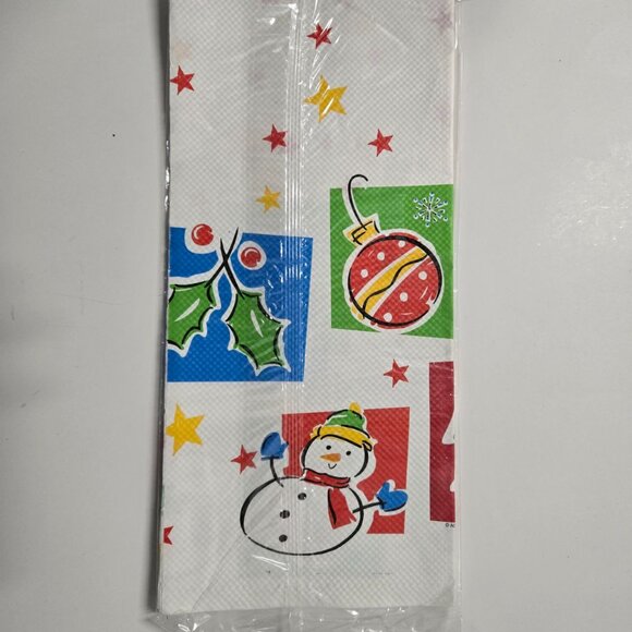 🎄 3 Vintage Christmas / Xmas Table Cloths - Picture 5 of 5